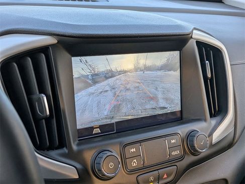 Used 2023 GMC Terrain SLT w/ Elevation Edition image 24