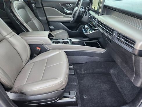 Used 2023 Lincoln Corsair FWD w/ Equipment Group 101A image 13