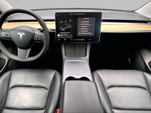 Used 2021 Tesla Model 3 Standard Range Plus RWD image 14