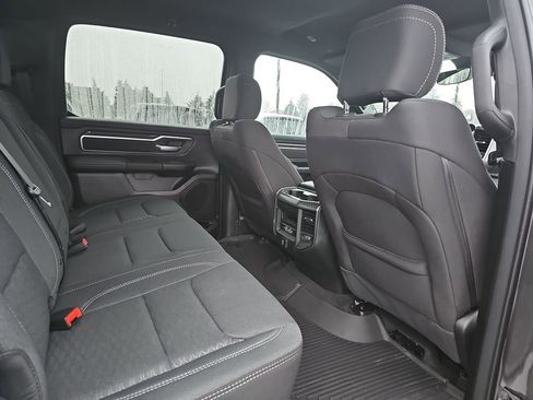 New 2026 RAM 1500 4x4 Crew Cab image 11