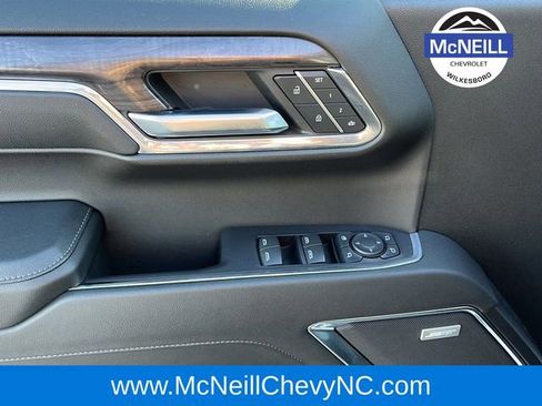 Used 2024 Chevrolet Silverado 1500 LTZ w/ LTZ Convenience Package II image 17