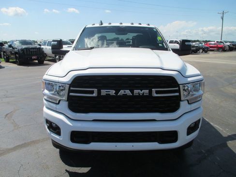 Used 2024 RAM 2500 Big Horn w/ Sport Appearance Package AWD/4WD image 12