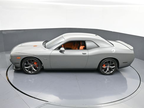 Used 2019 Dodge Challenger R/T image 33