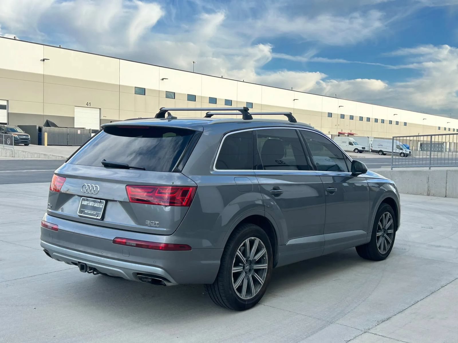 Used 2017 Audi Q7 3.0T Premium Plus AWD/4WD image 5