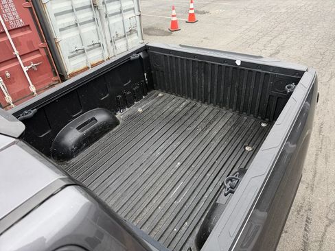Used 2022 Toyota Tundra SR5 AWD/4WD image 16