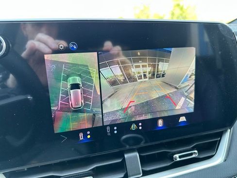 New 2026 Chevrolet Equinox LT w/ Convenience Package II image 26