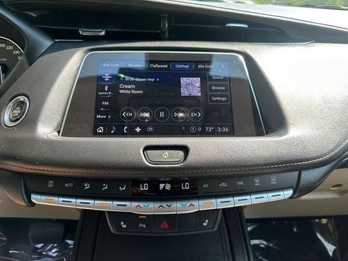 Used 2023 Cadillac XT4 Luxury w/ LPO, Onyx Lite Package AWD/4WD image 36