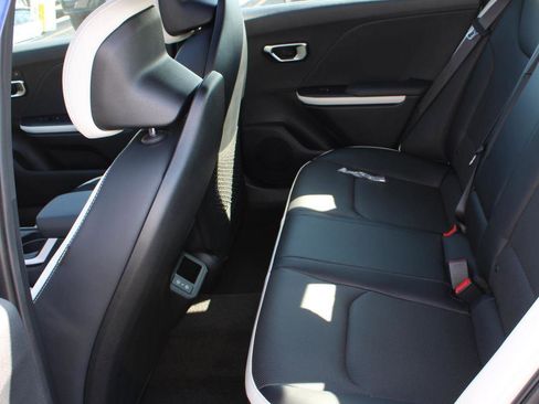 New 2025 Kia K4 GT-Line image 16