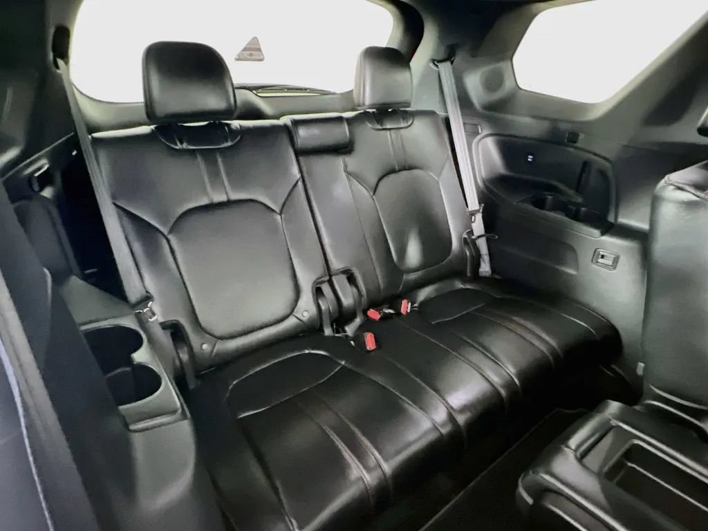 Used 2025 Honda Pilot Black Edition image 29