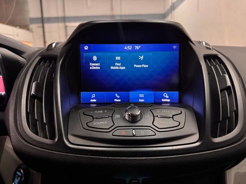 Used 2016 Ford C-MAX Energi SEL image 21