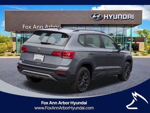 Used 2024 Volkswagen Taos S image 5