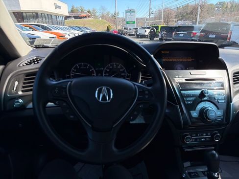 Used 2013 Acura ILX Hybrid w/ Technology Package image 12