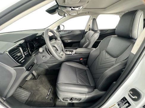 Used 2026 Lexus NX 450h+ AWD w/ Luxury Package image 6