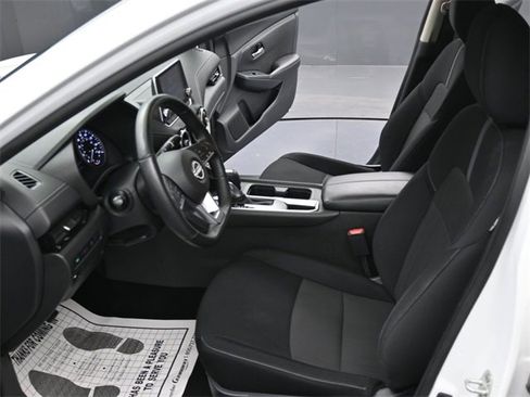 Used 2024 Nissan Sentra SV w/ All-Weather Package image 25