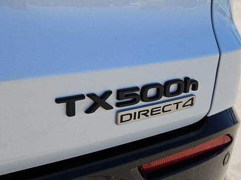 Used 2025 Lexus TX 500h AWD w/ Technology Package image 13