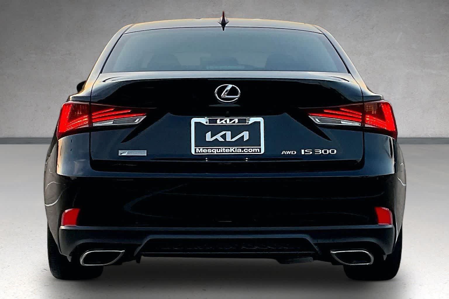 Used 2020 Lexus IS 300 F Sport w/ Blackline Edition AWD/4WD image 4