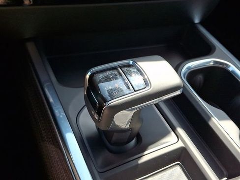 Certified 2025 Chevrolet Silverado 1500 LT image 14