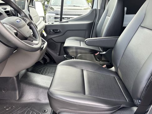 New 2026 Ford Transit 250 Base image 15