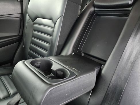 Used 2022 Ford Edge SEL image 33