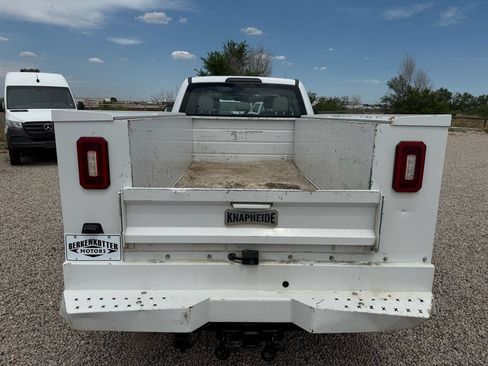 Used 2018 Ford F350 XL AWD/4WD image 9