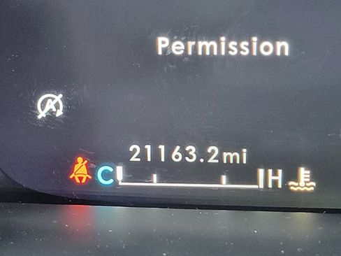 Certified 2023 Lincoln Nautilus Reserve w/ Equipment Group 201A image 27