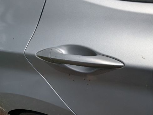 Used 2013 Hyundai Elantra GLS w/ Preferred Pkg FWD image 19