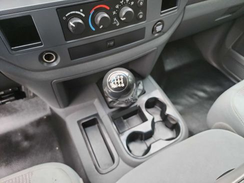 Used 2007 Dodge Ram 3500 Truck SLT RWD image 19