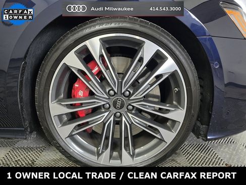 Used 2025 Audi S6 Prestige image 2