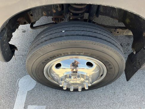 Used 2012 Ford F550 2WD Regular Cab Super Duty w/ Payload Upgrade Pkg image 21