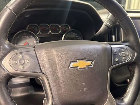 Used 2018 Chevrolet Silverado 1500 LT w/ All Star Edition image 10