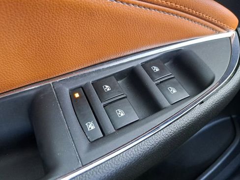 Used 2018 Chevrolet Cruze LT w/ Leather Package image 22