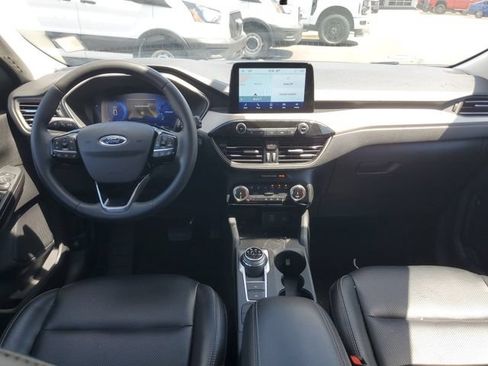 Certified 2022 Ford Escape SEL w/ Technology Package FWD image 10