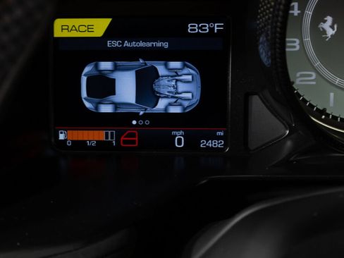 Used 2019 Ferrari 812 Superfast RWD image 34