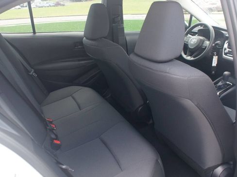 Used 2026 Toyota Corolla LE FWD image 20
