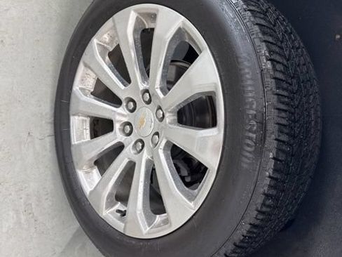 Used 2021 Chevrolet Tahoe RST AWD/4WD image 9