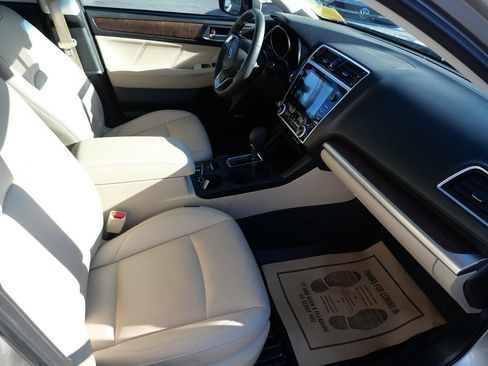 Used 2019 Subaru Outback 2.5i Limited image 30