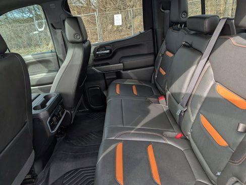 Used 2020 GMC Sierra 1500 AT4 w/ AT4 Premium Package image 24