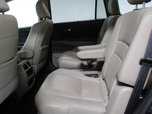 Used 2019 Honda Pilot Elite image 24