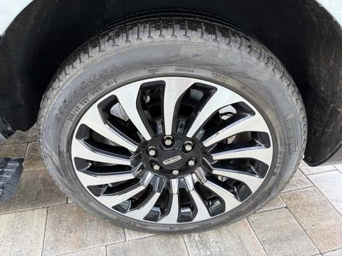 Used 2024 Lincoln Navigator L Black Label image 35