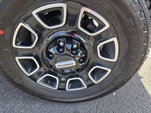 New 2025 Ford F250 Platinum image 39