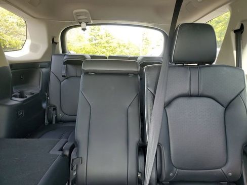 Used 2023 Honda Pilot Elite image 21