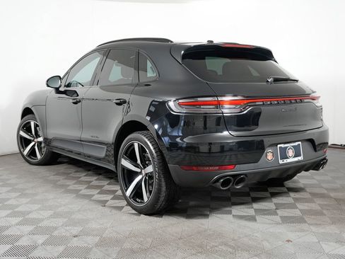 Certified 2021 Porsche Macan S AWD/4WD image 3