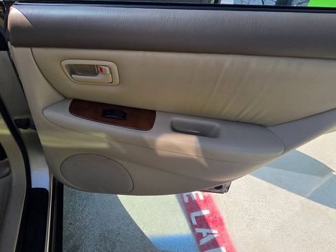 Used 1999 Lexus ES 330 FWD image 29