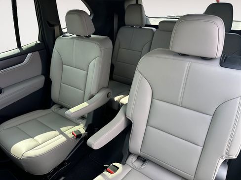 New 2026 GMC Acadia Elevation w/ Black Edition image 13