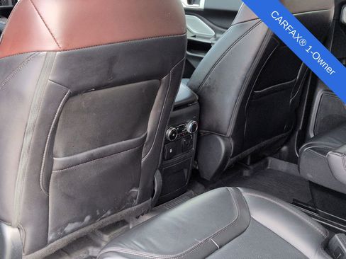 Used 2024 Ford Explorer Platinum w/ Technology Package image 22