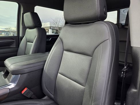 Used 2025 GMC Sierra 3500 SLT w/ SLT Convenience Package image 15