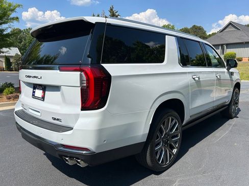 Used 2026 GMC Yukon XL Denali Ultimate AWD/4WD image 28