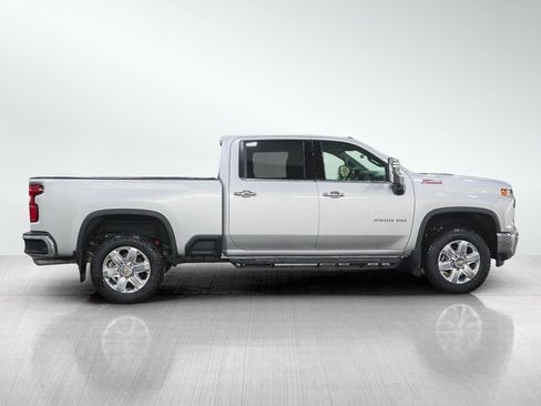 Used 2022 Chevrolet Silverado 3500 LTZ w/ LTZ Premium Package AWD/4WD image 6