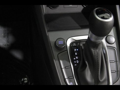 Certified 2023 Hyundai Kona SEL AWD/4WD image 15
