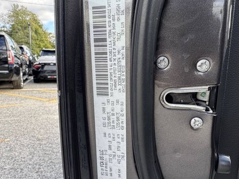 Used 2016 RAM 3500 Laramie AWD/4WD image 15